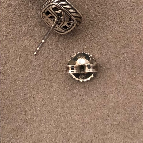 David Yurman petite Albion earrings - Picture 3 of 8